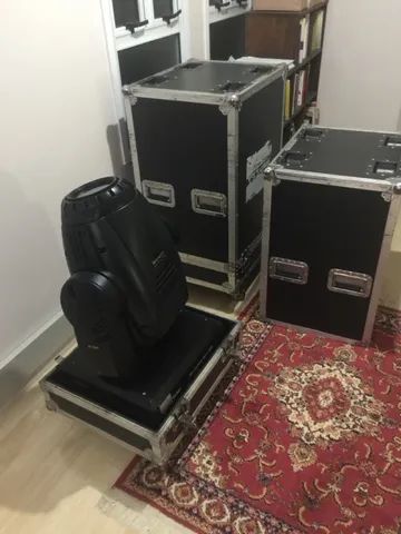 Par de Moving light Weinas M-1200 com Cases 