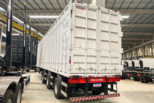 SR Piso Móvel Cavaqueira 3 Eixos Espaçados 106m3 25/25 facchini - Foto 3