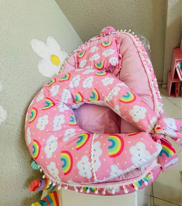 Kit ninho com travesseiro e mosqueteiro + almofada amamentação. 
