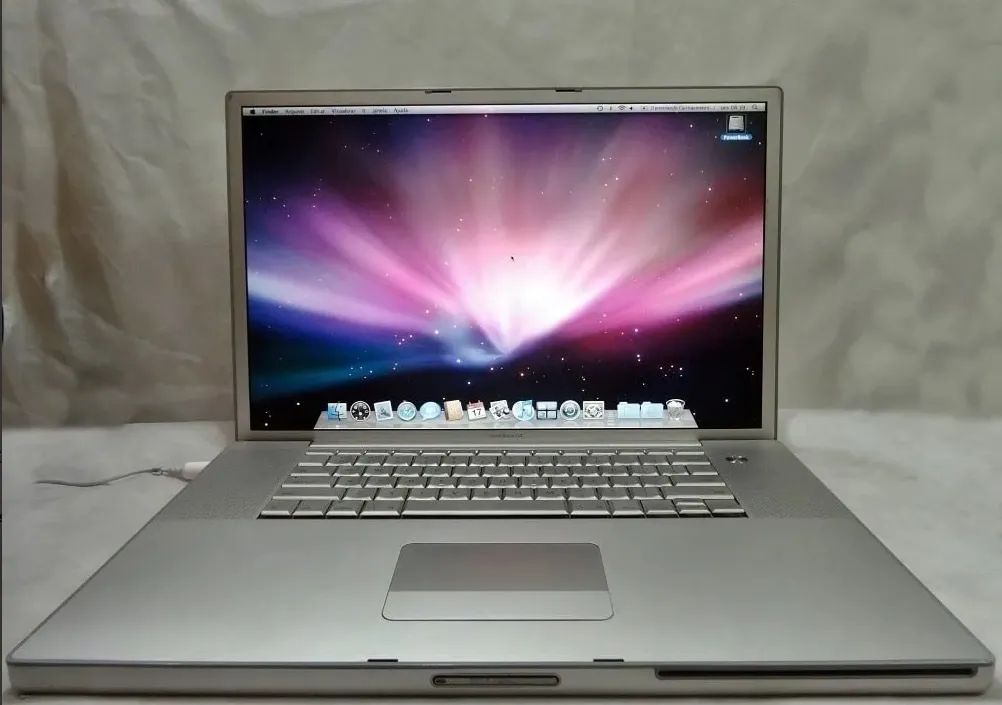 COLECIONADOR APPLE POWERBOOK G4 - Notebooks - Taguatinga Norte