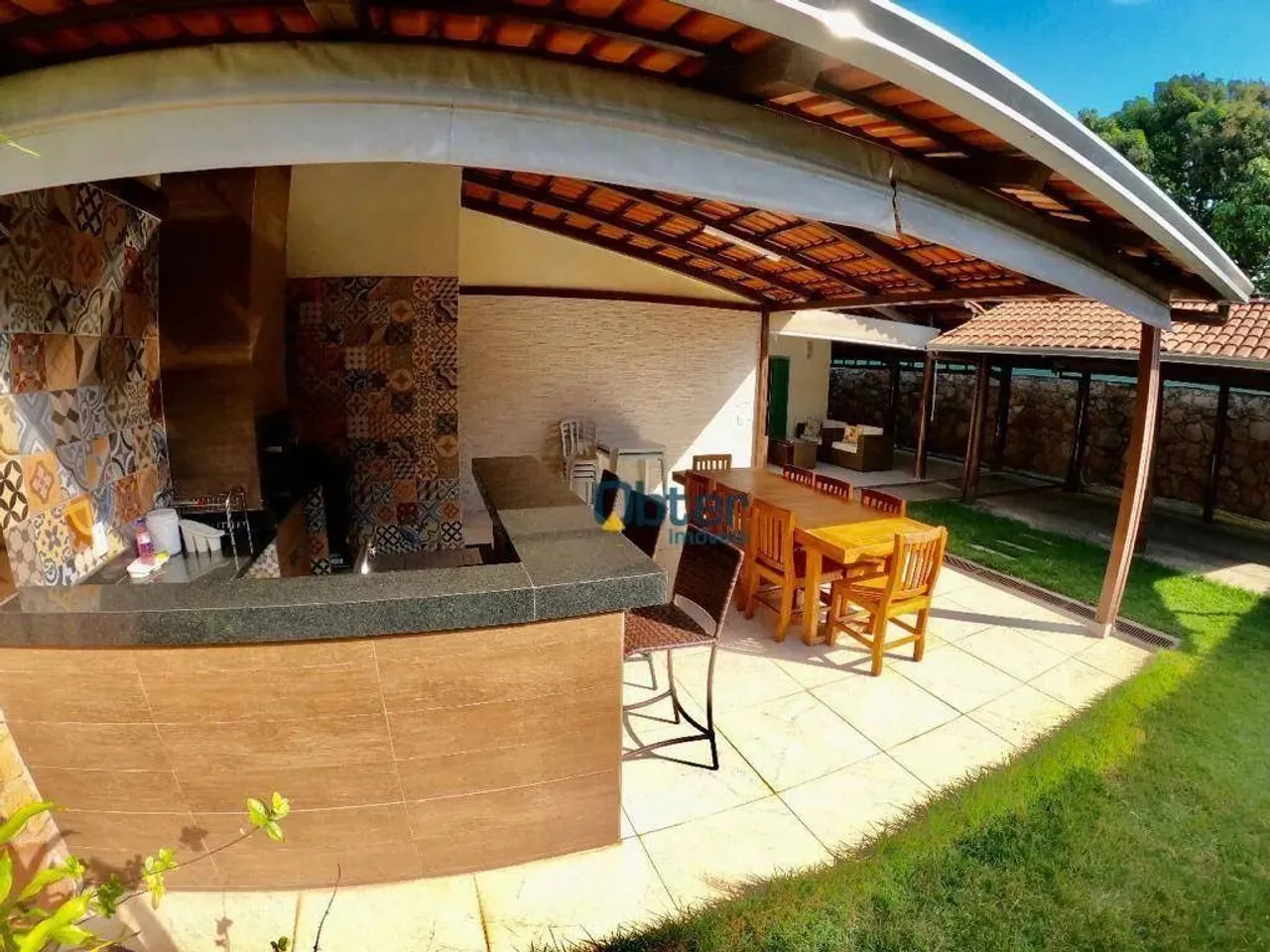 CASA NO SETOR SERRINHA P/ VENDA 300m² R$860.000,00