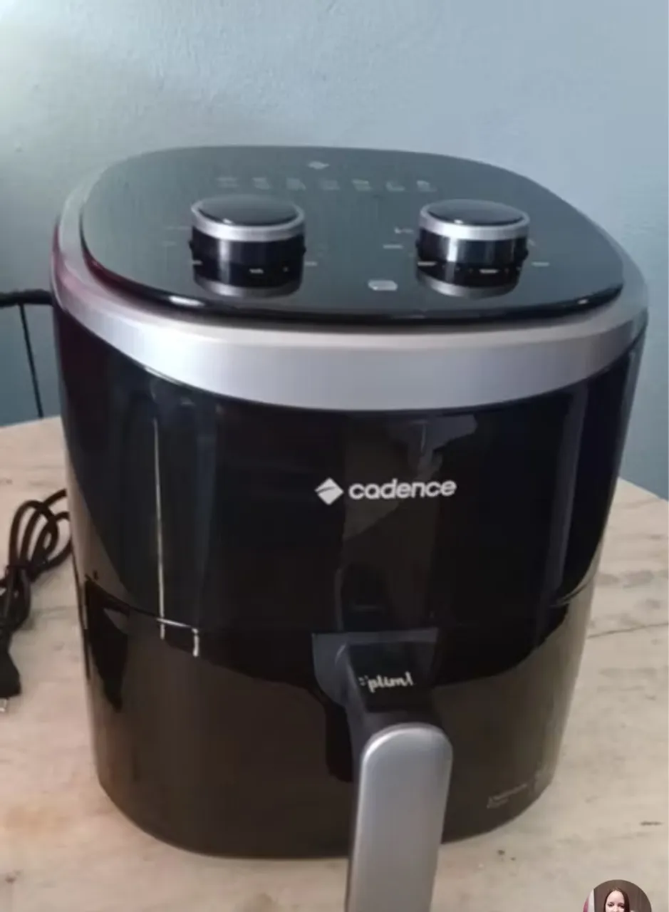 Fritadeira Elétrica Cadence 4,2l / LACRADA