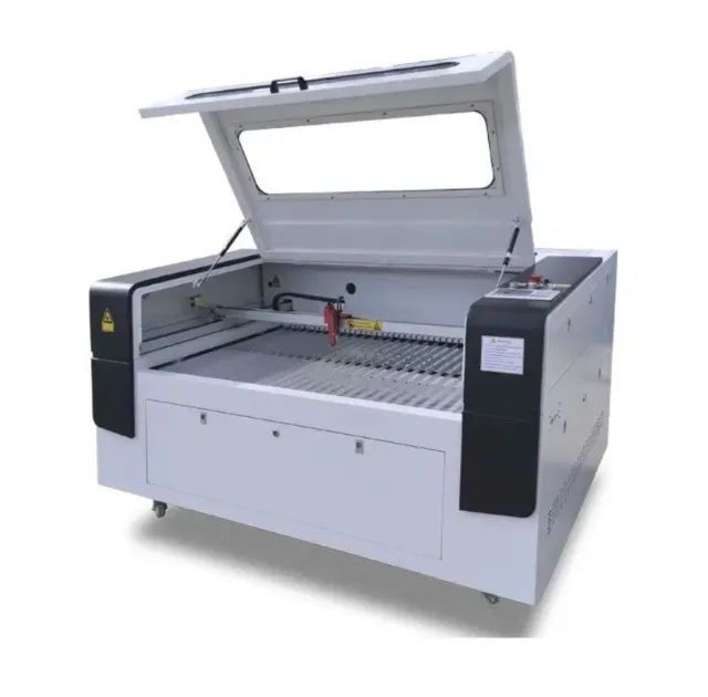 Corte a laser e desenho