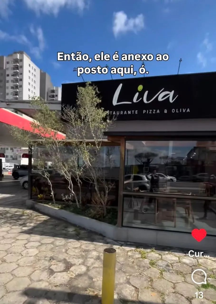 Cozinheiro (a) e Auxiliar de Cozinha
