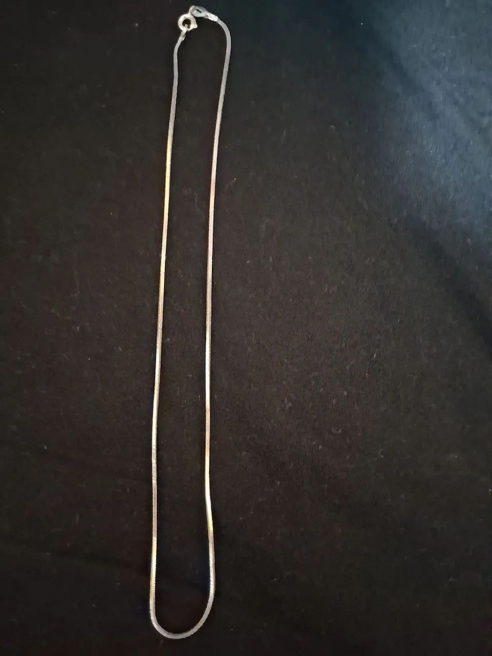 Cordão prata 99 Fx, 40 cm, 1 mm.