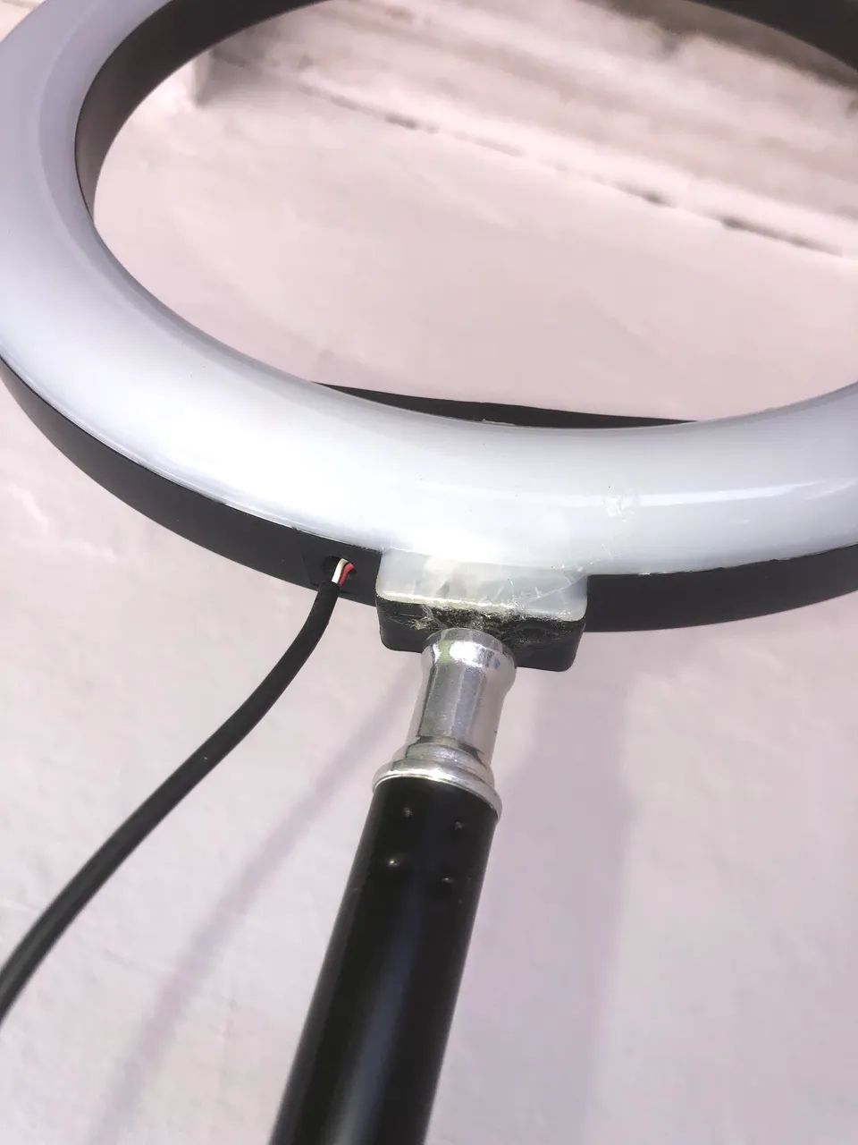 Duas Ring lights em boas condições com tripés - Foto 5