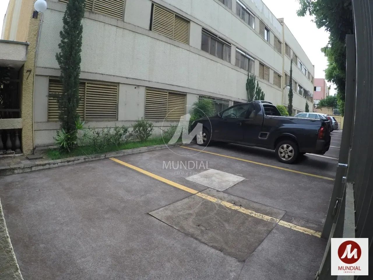 Apartamento (tipo - padrao) 2 dormitórios, cozinha planejada, em condomínio fechado - Foto 15