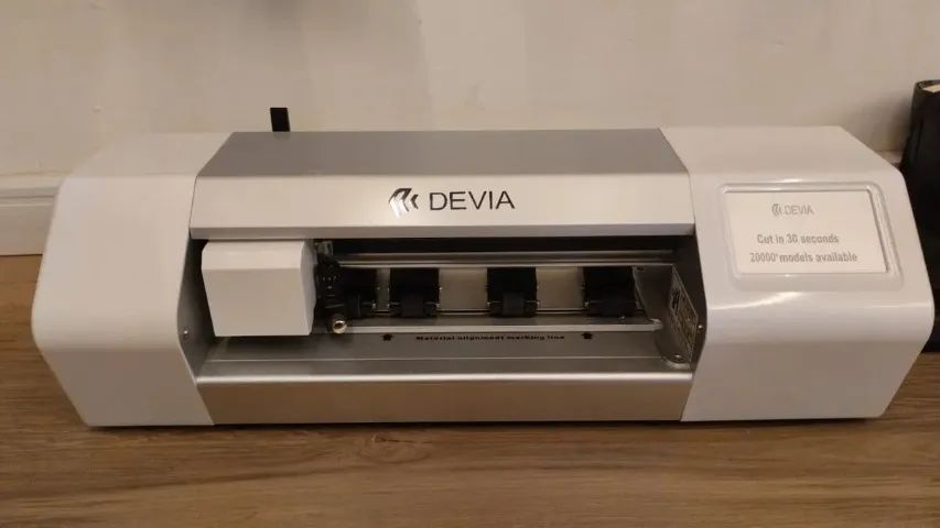 MAQUINA CORTADORA DE PELICULA DEVIA