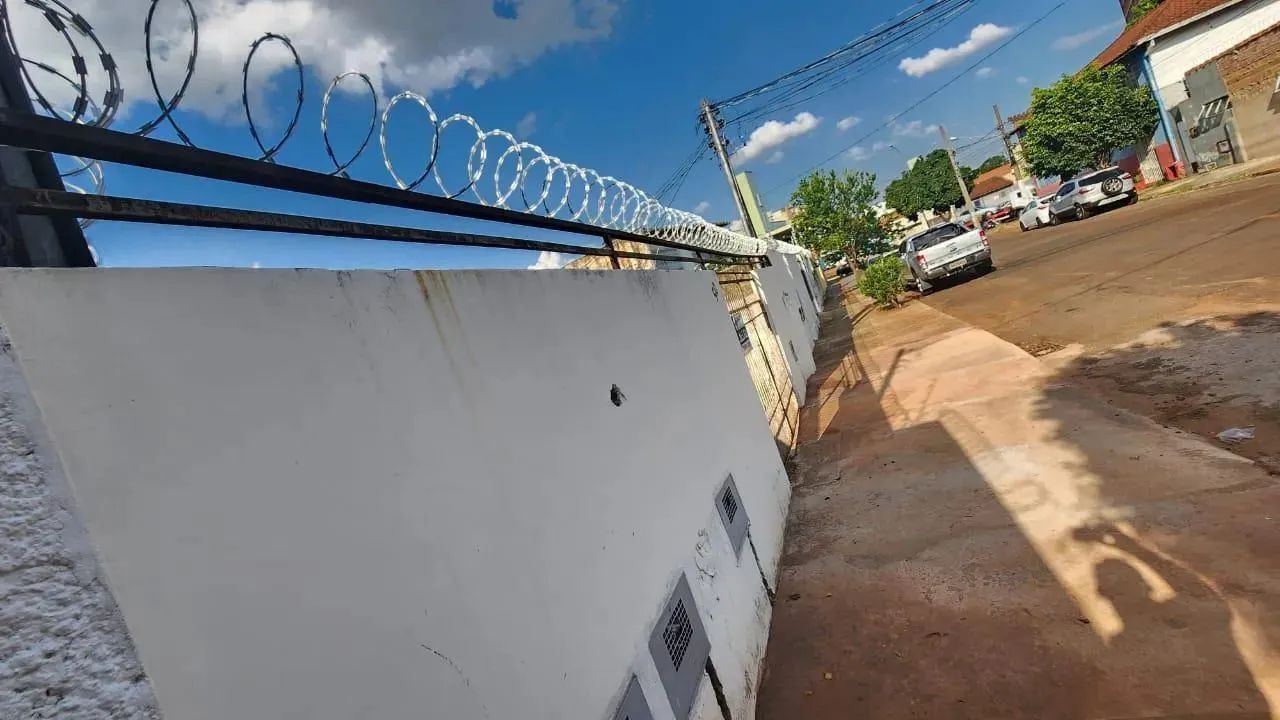 CASA TÉRREA VILA - PROX. MERCADO CENTRAL - HORTO FLORESTAL DA ERNESTO GAISEL - Foto 2