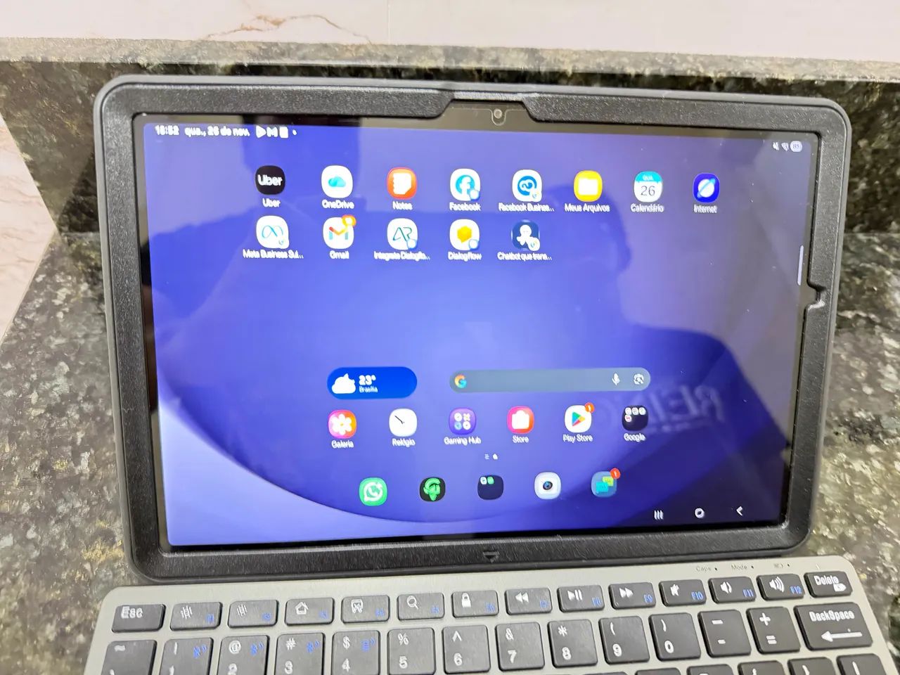 Tablet Samsung a9+ com capa case magnética +teclado e mouse  - Foto 2