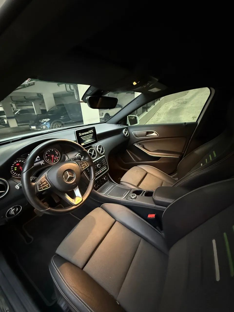 Abaixo da Fipe - Mercedes-Benz A200 FF 2016