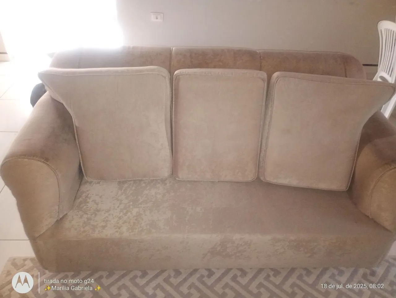 Sofá 3 Lugares Confortável e Elegante - Foto 3