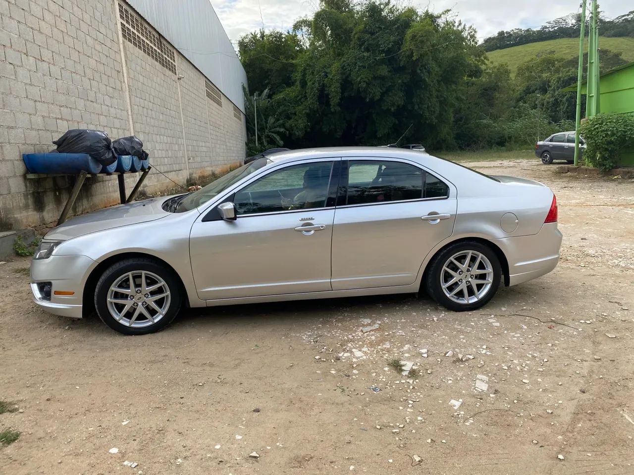 Ford Fusion 2011 Prata