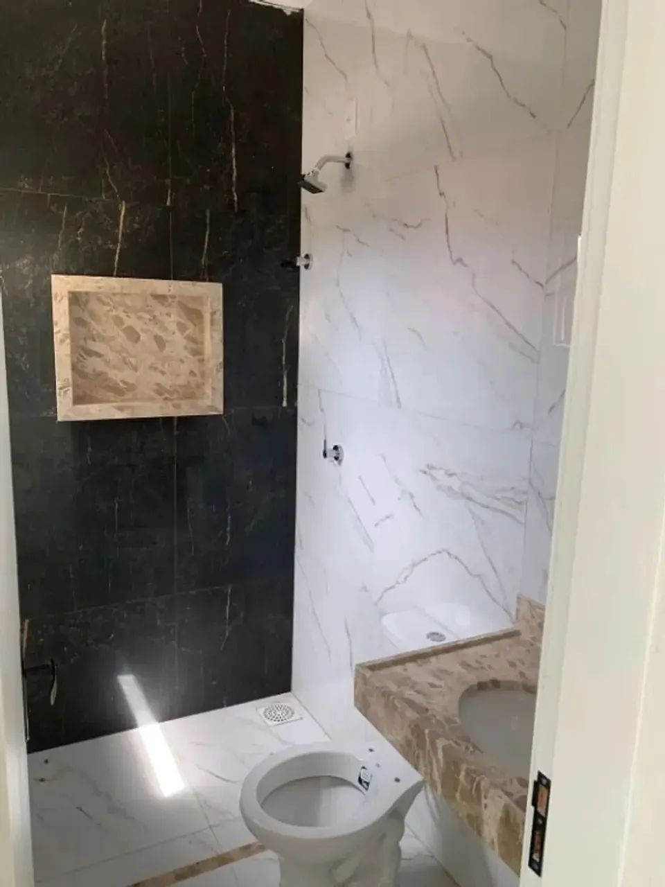 Vendo casa duplex com 4 suítes no bairro Jardim das Oliveiras - Foto 7