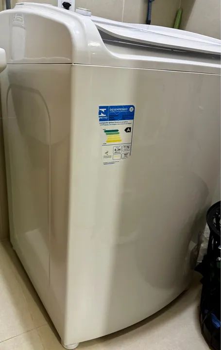 Máquina de Lavar Electrolux 11kg - Seminovo - Foto 2