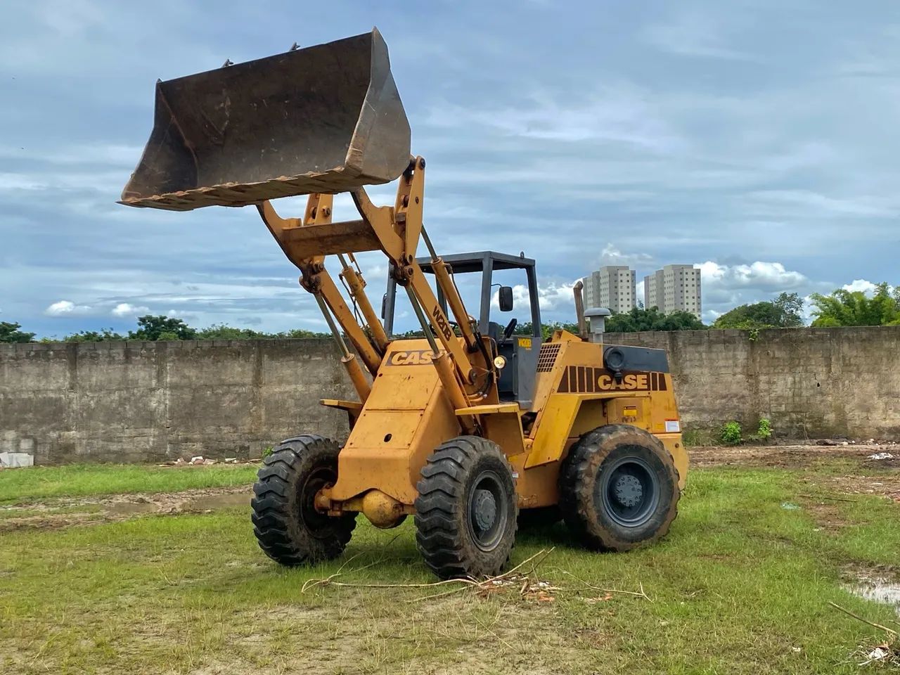 Pá Carregadeira Case W20B Turbo - Foto 5