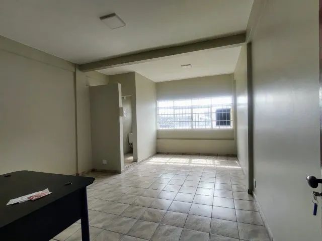 Sala comercial com banheiro 28 m² - CNB 01 TAGUATINGA - Foto 3
