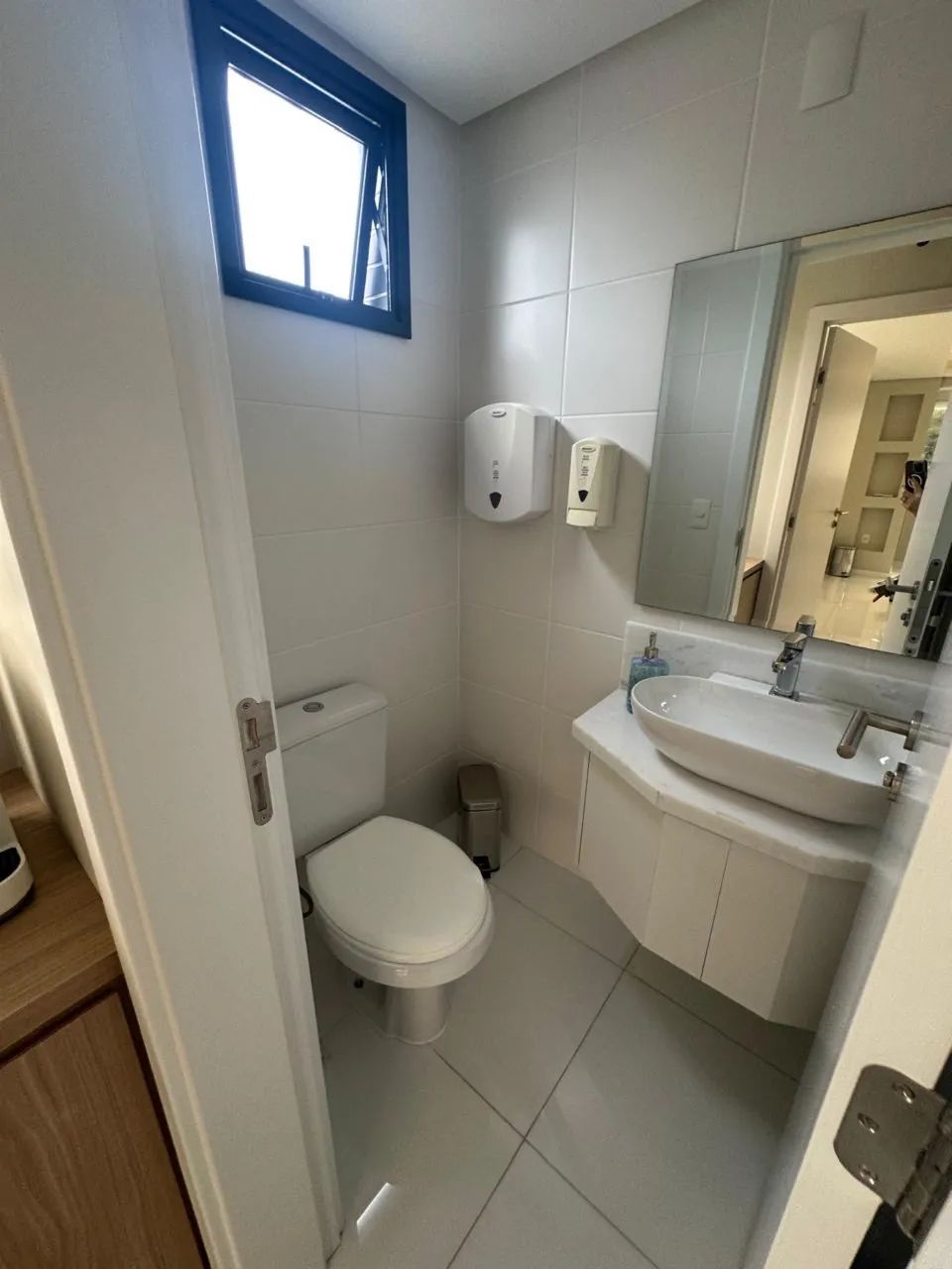 Alugo sala comercial mobiliada em coqueiros  - Foto 13