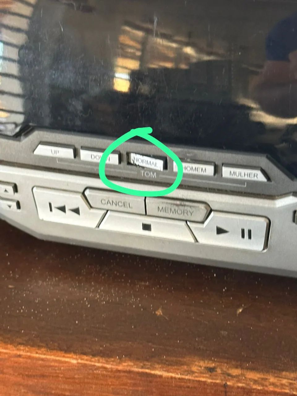 videoke 3700 raf plus, com 13 cartuchos, dois microfones. - Foto 2