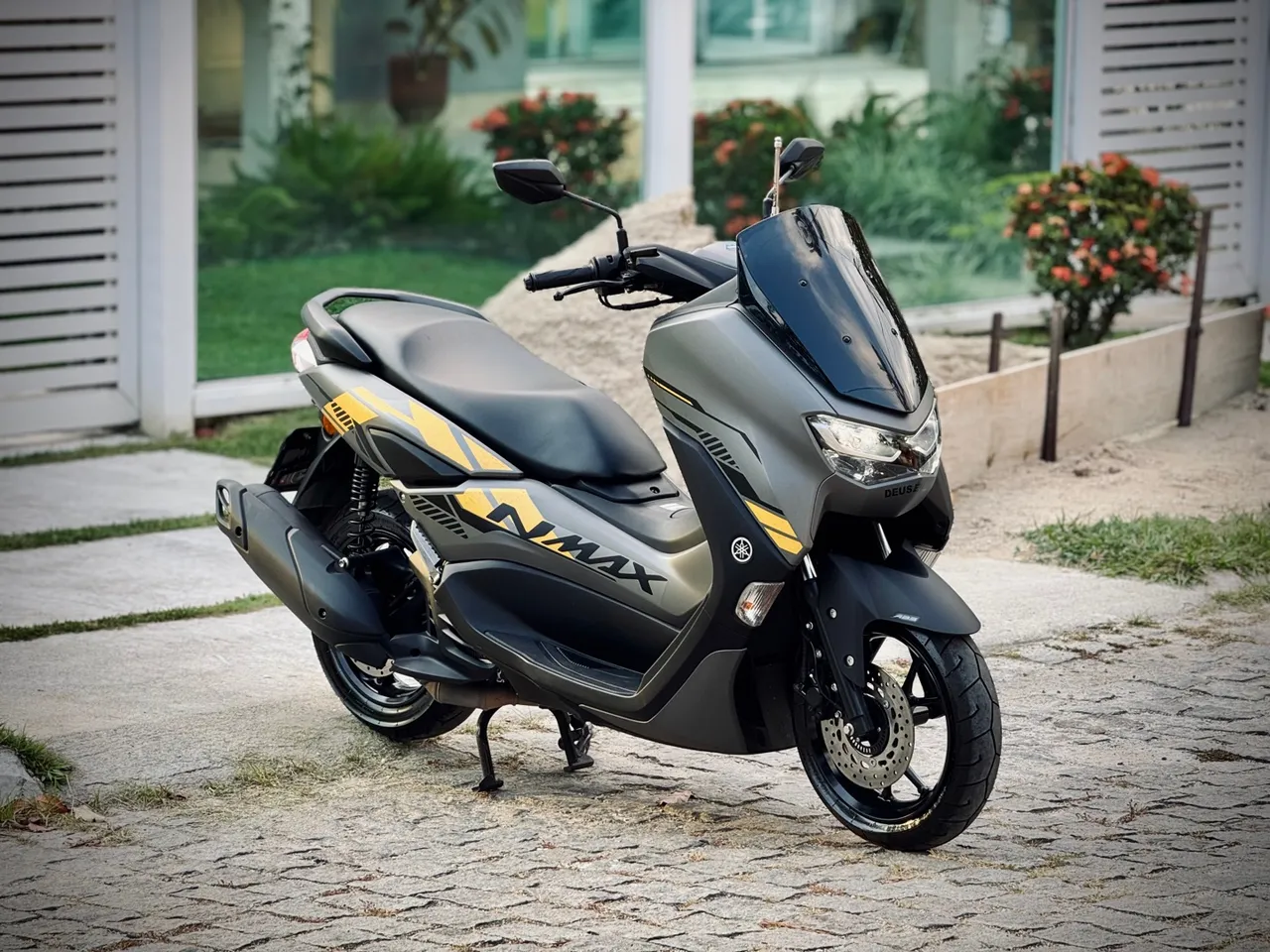 YAMAHA NMAX CONNECTED SE 160cc aceito troca