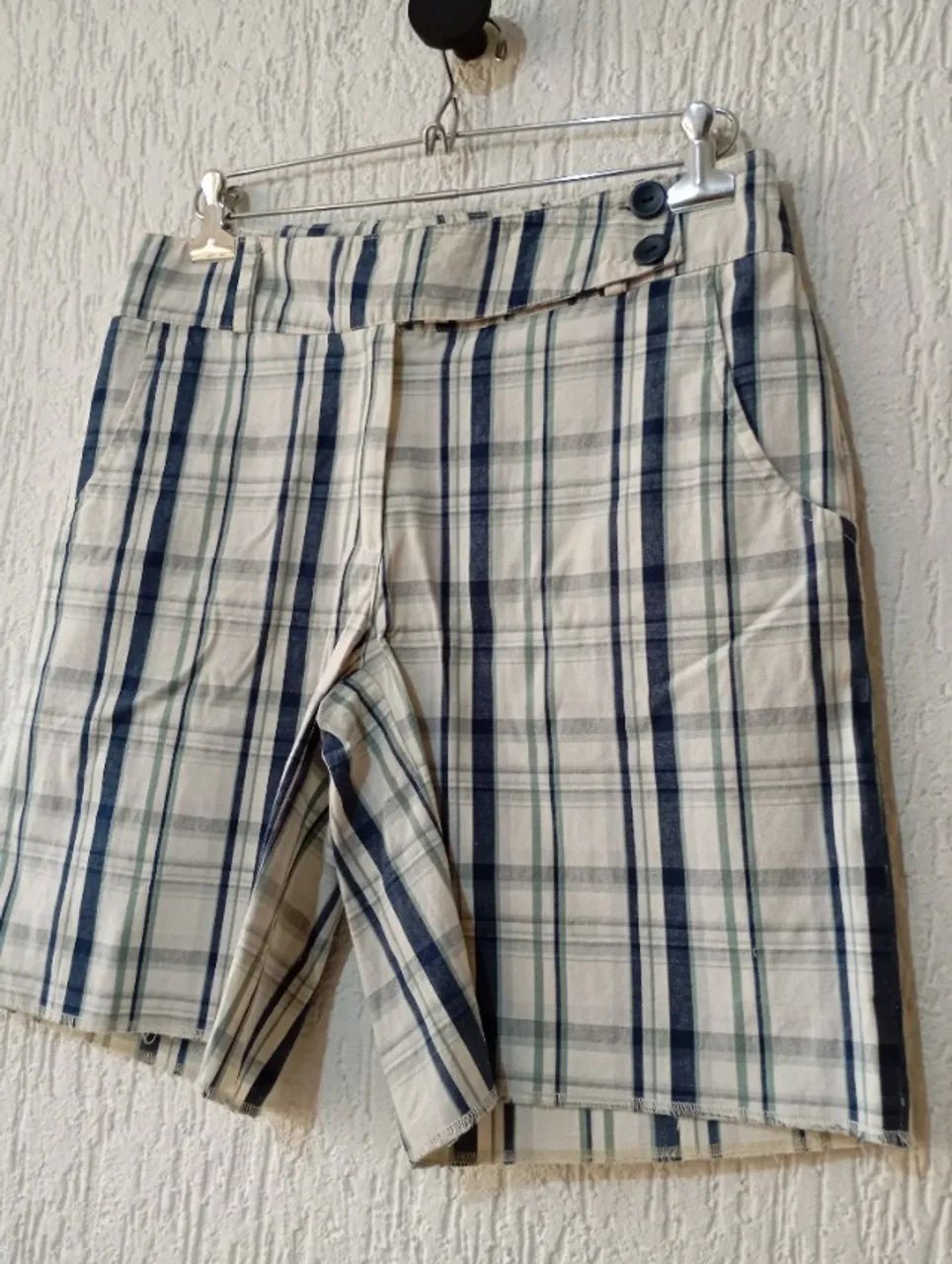 bermuda listrada marfinno com cinto masculina 46 - Foto 2