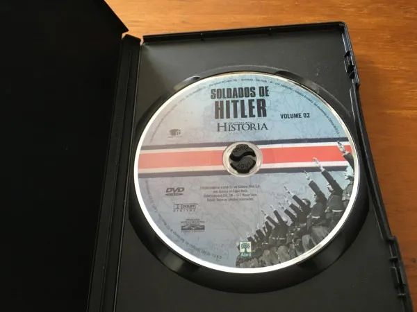 2 DVDS Soldados De Hitler Vol. 1 e 2  - Foto 3