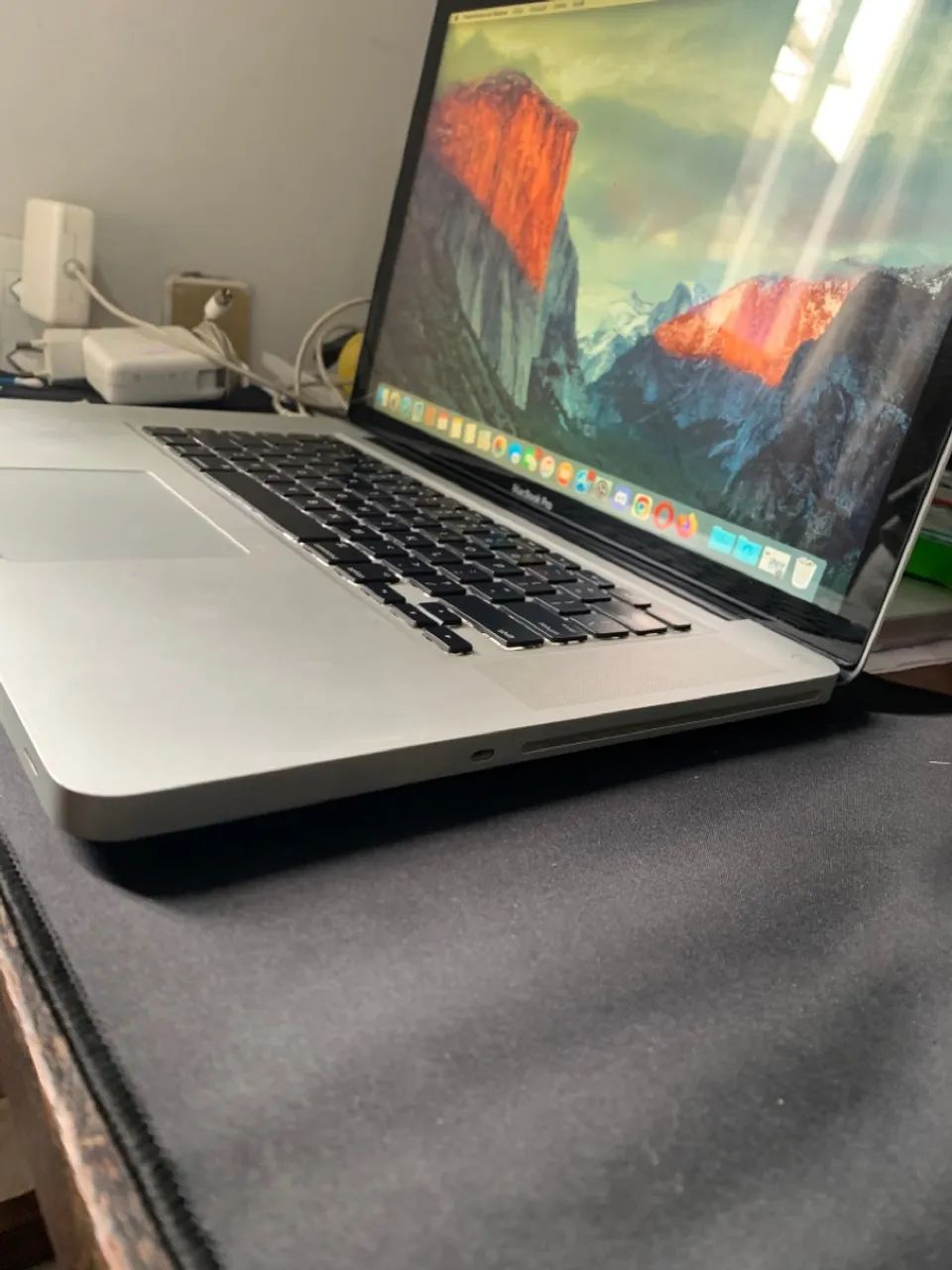Macbook Pro 15 início de 200964302742026113122