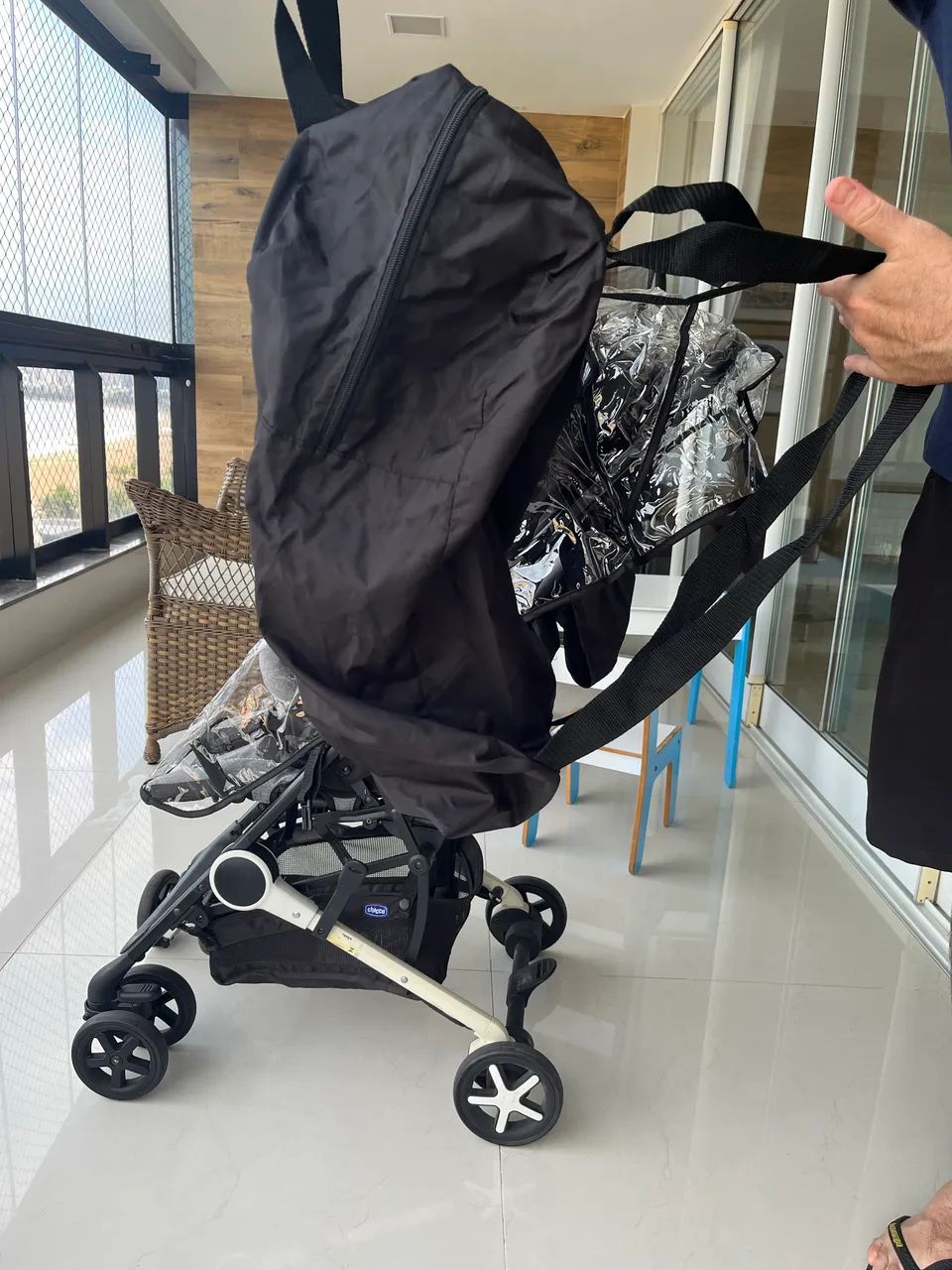 Carrinho de Bebê Chicco - Excelente Estado - Foto 4