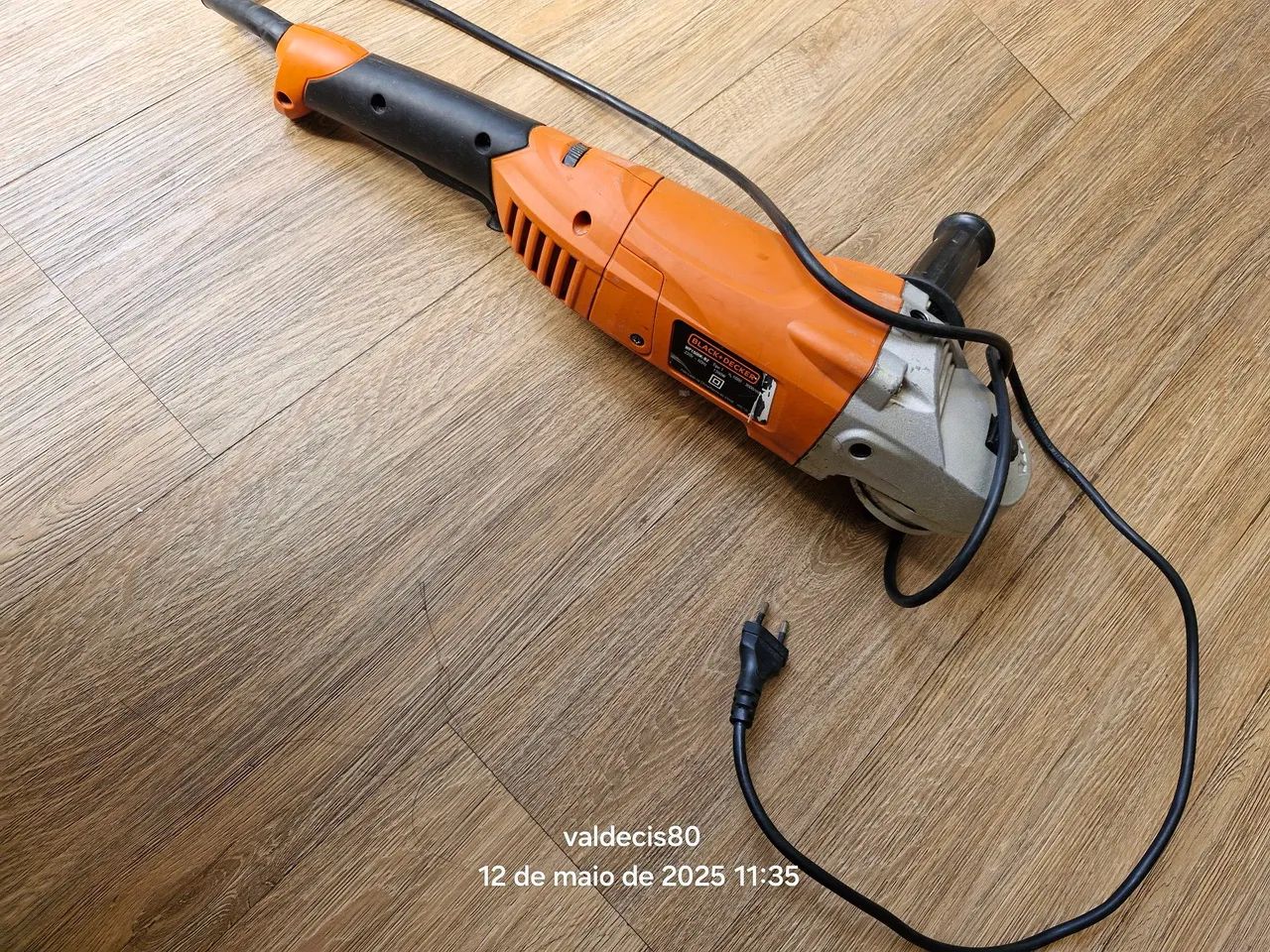 Esmeril Angular Black+Decker 1300W - Foto 5
