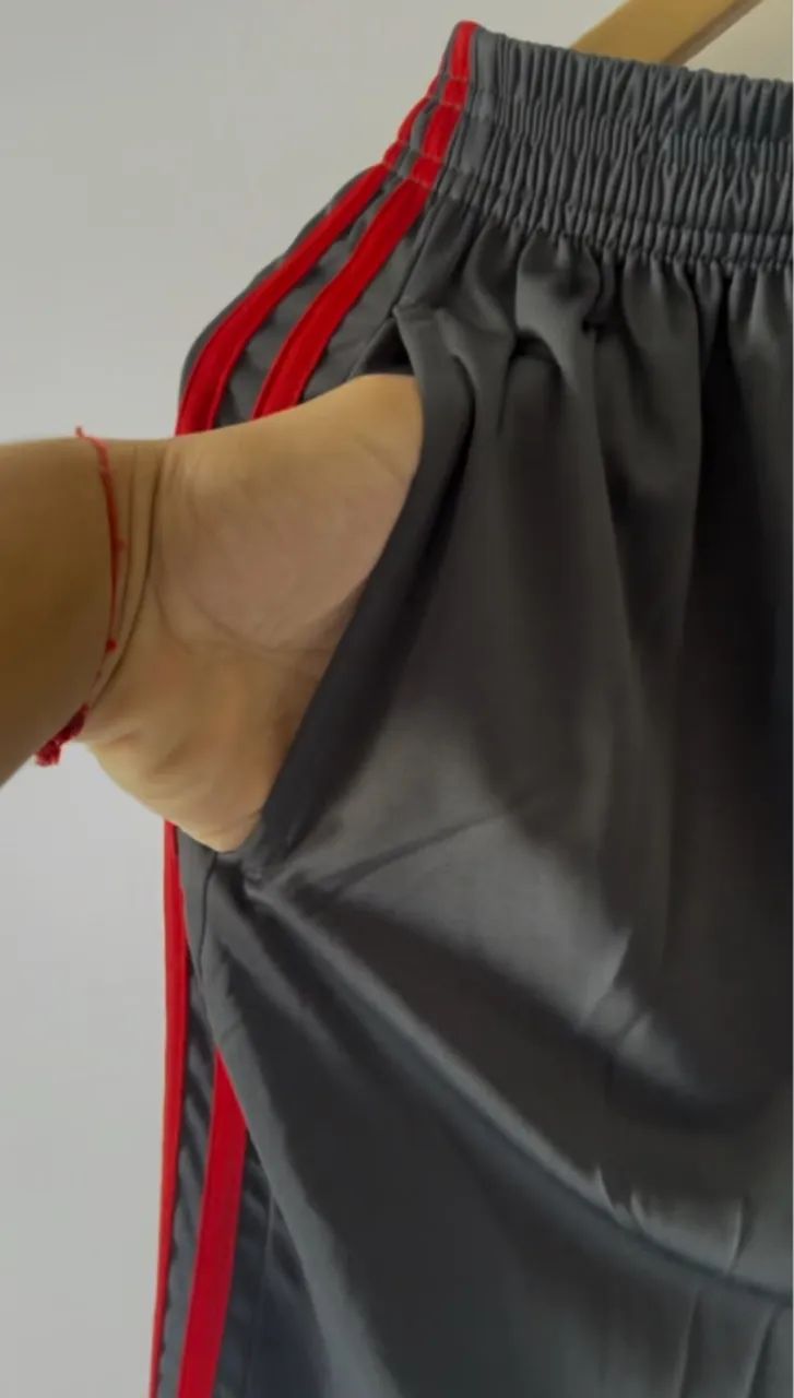 Short Adidas Flamengo Cinza terceiro uniforme  - Foto 3
