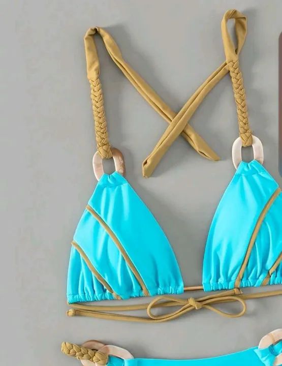 Biquíni azul com detalhes em dourado - Foto 4