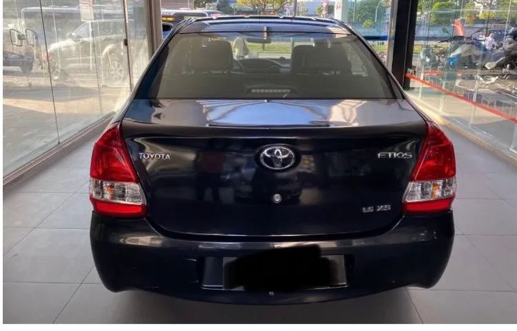 Toyota etios  - Foto 2
