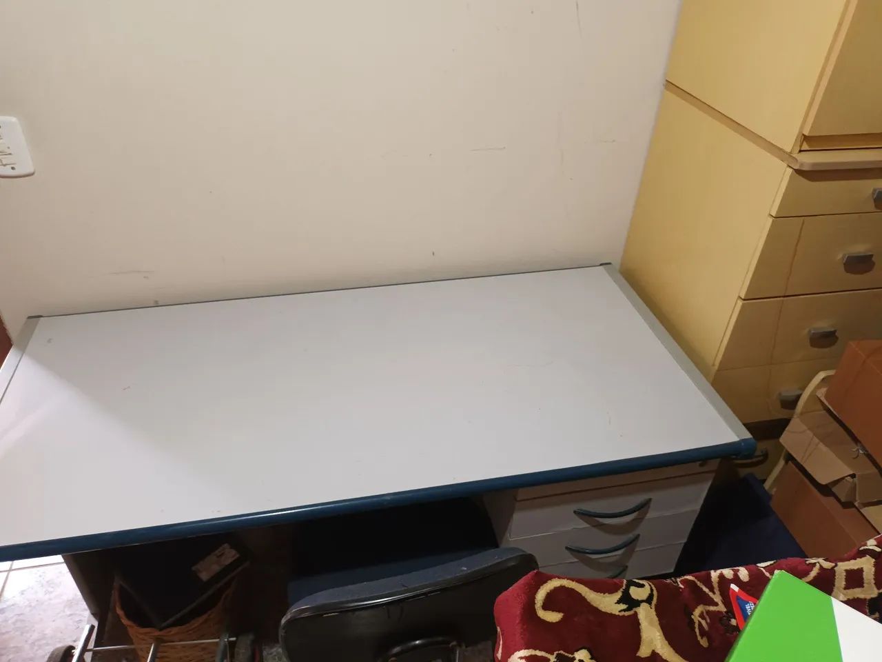 Mesa de escritório em ótimo estado! - Foto 2
