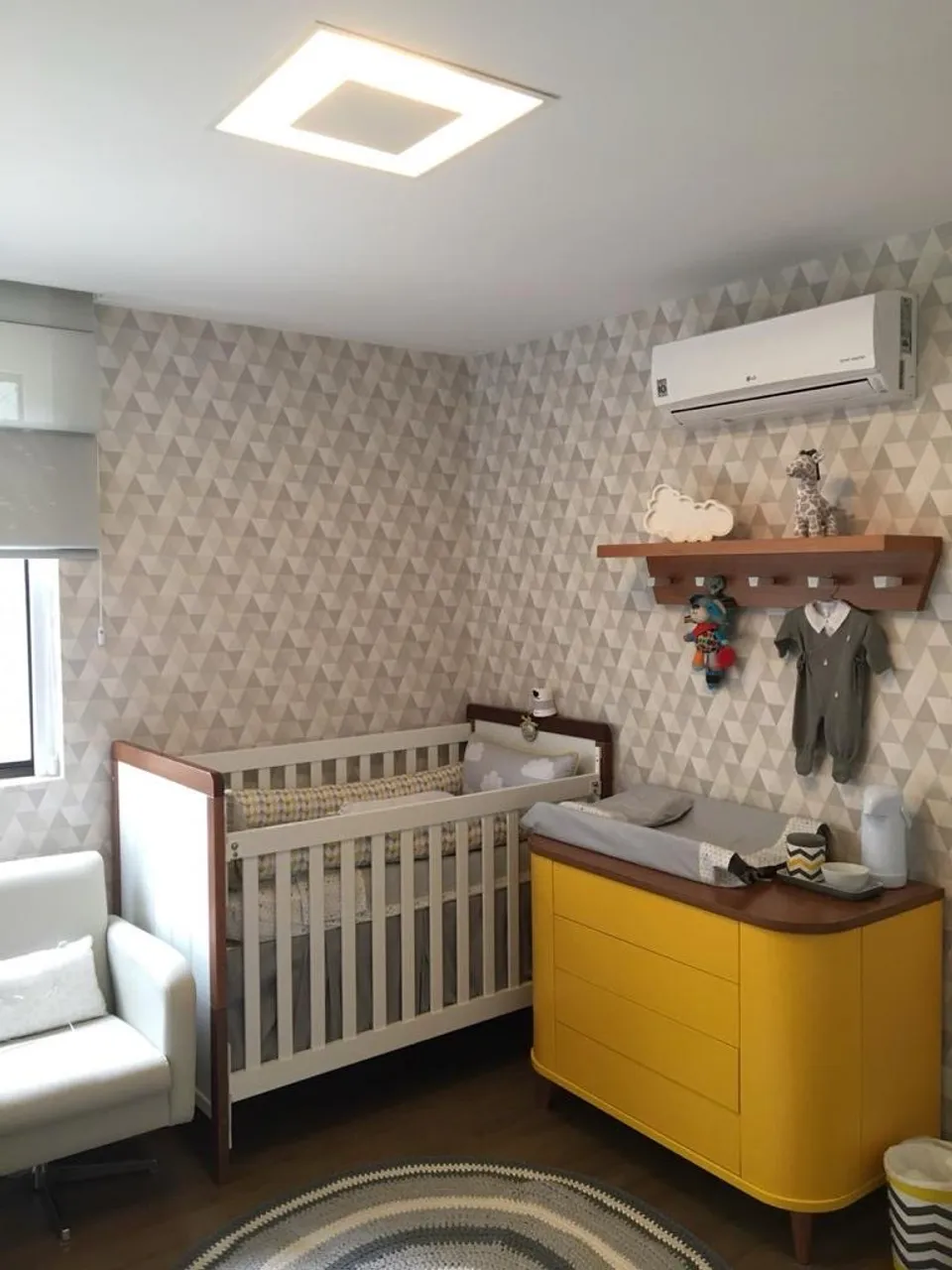 Berço/Cama infantil em bom estado 