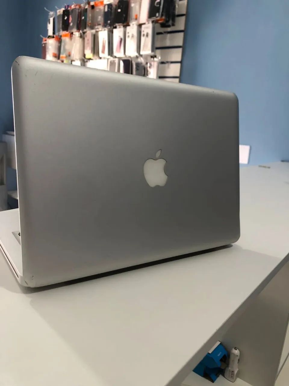 MacBook Apple