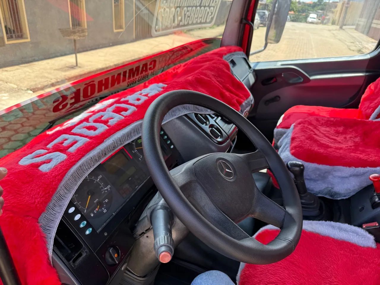 Caminhão carroceria a venda Mb 1518 ano 2005 - Foto 9