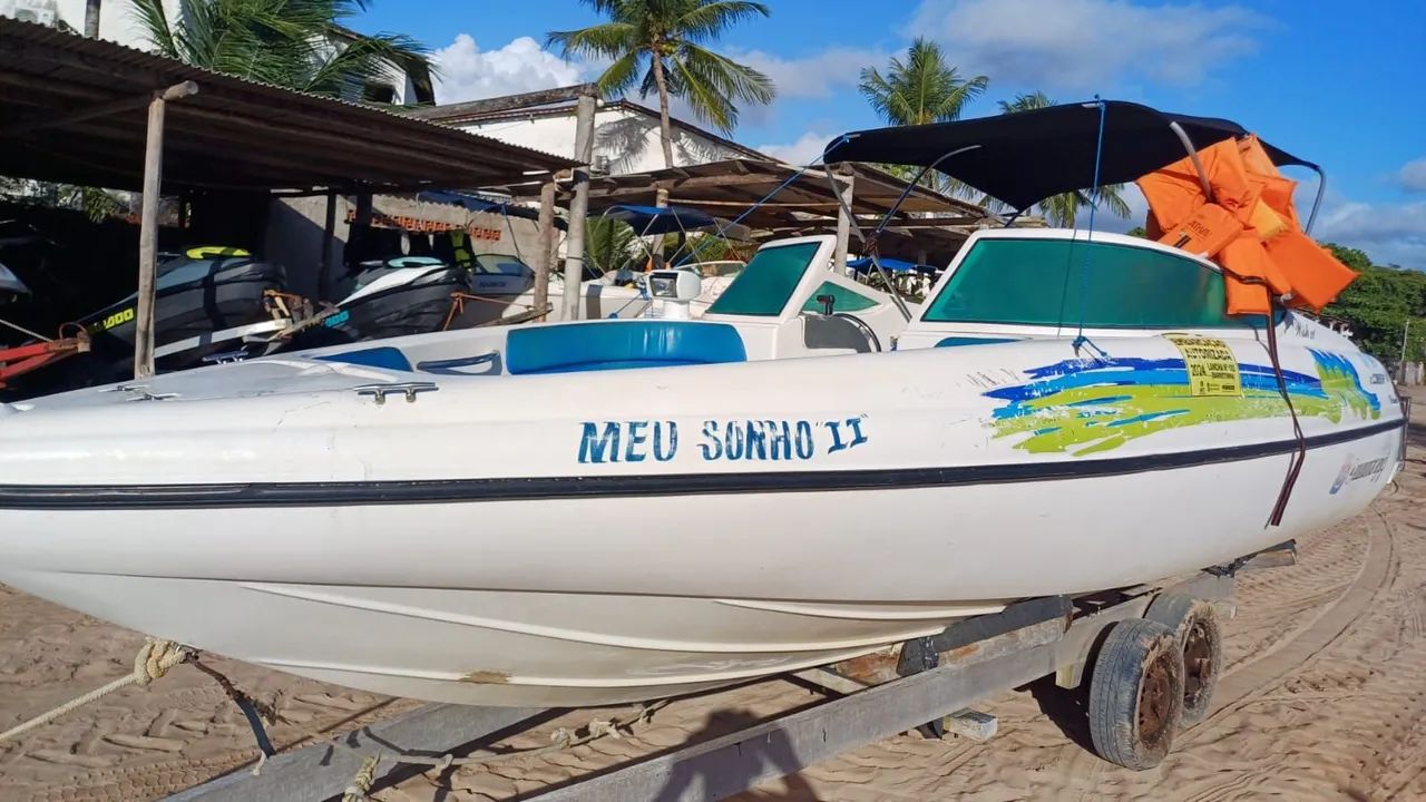 Wish 23 com motor 4 tempos.125.000.00