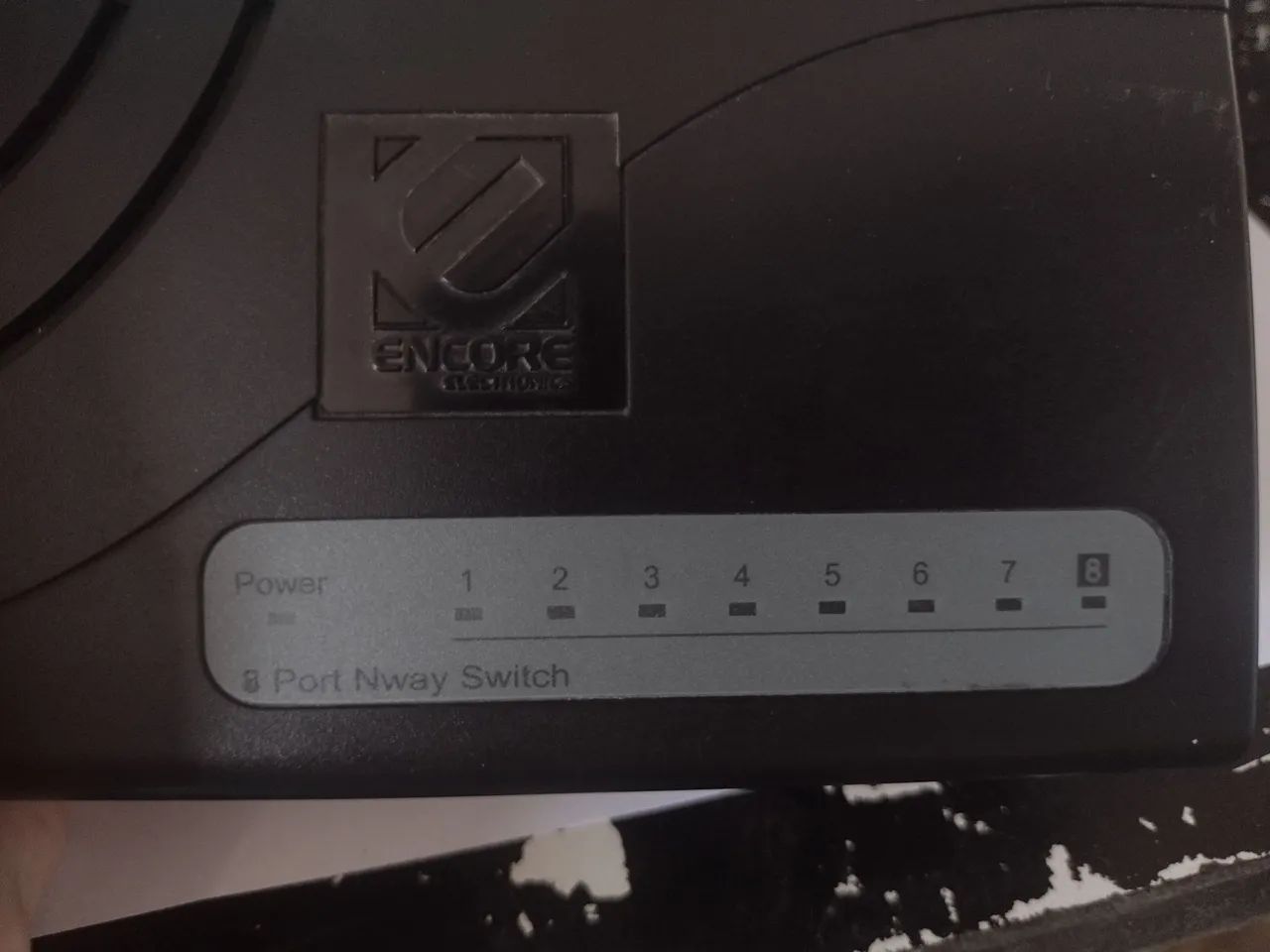 Switch de Rede 8 Portas 100Mbps - Foto 3