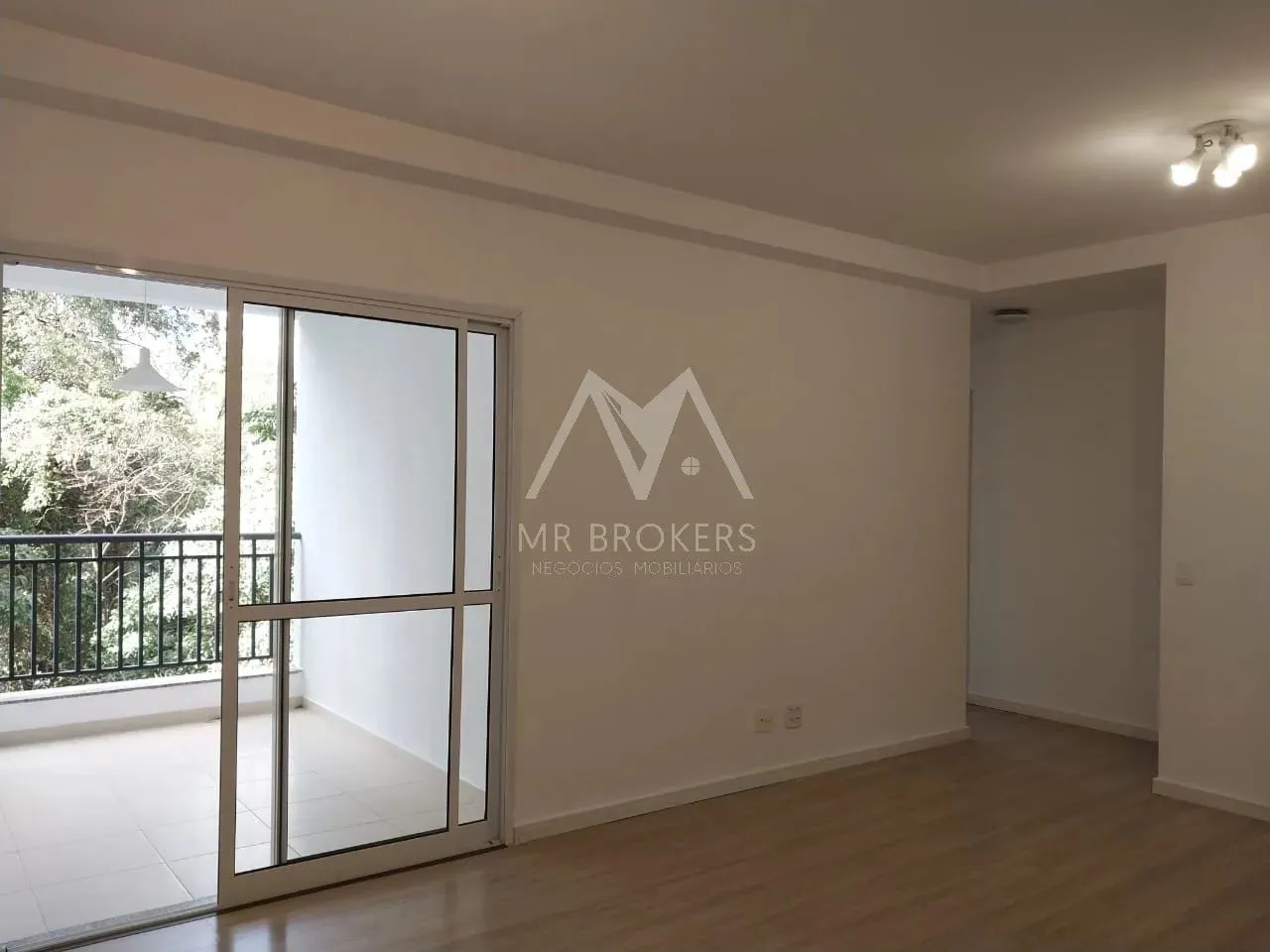 Apartamento para locação em Jundiaí-SP: 3 quartos, 1 suíte, 2 salas, 2 banheiros, 2 vagas