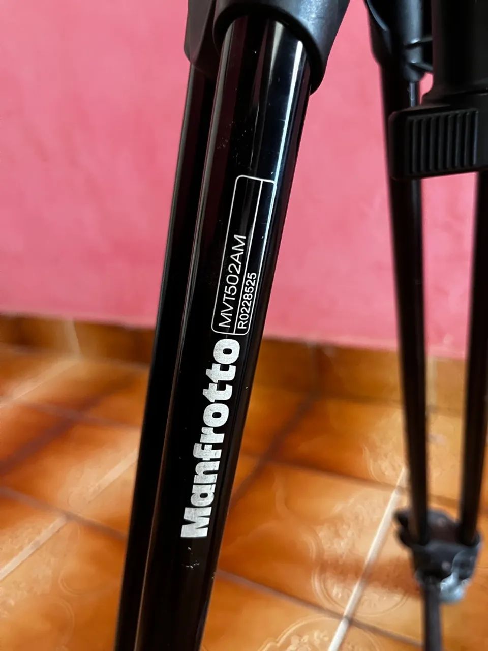 Tripé Manfrotto MVT502AM - Profissional - Foto 4