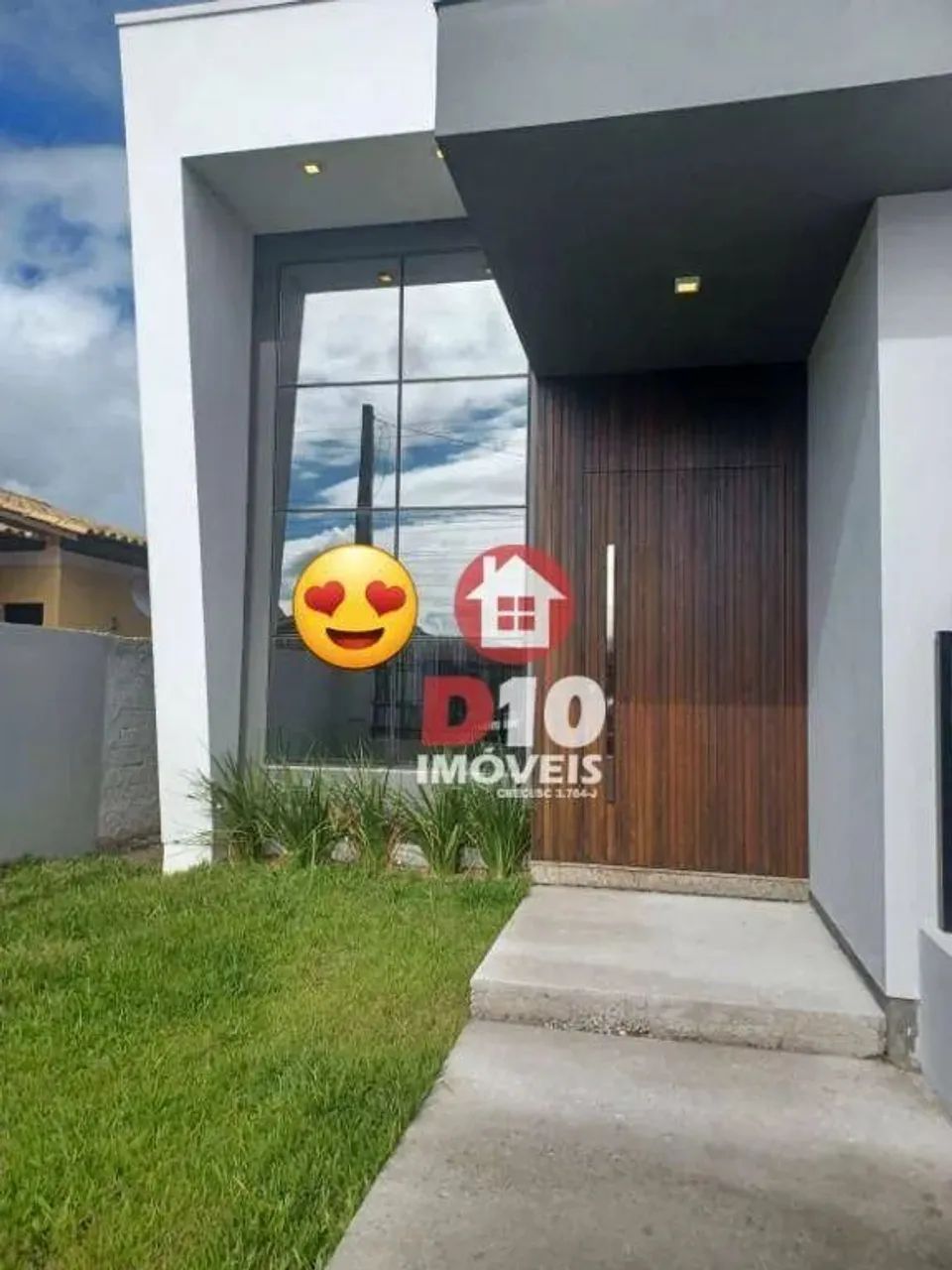 Casa moderna com piscina no bairro Lagoão em Araranguá SC