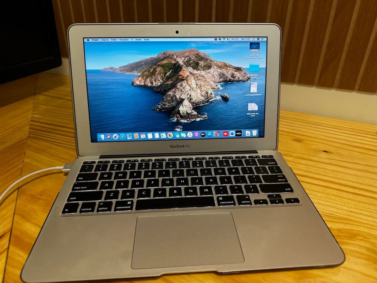 アップル MacBook Air (11-inch, Mid 2012) 337572696657756.jpg