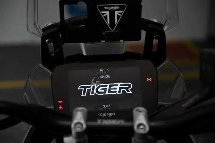 Tiger 900 Rally Pro 2022 | PPF + Acessórios (Com ou Sem Baús GIVI) - Foto 15
