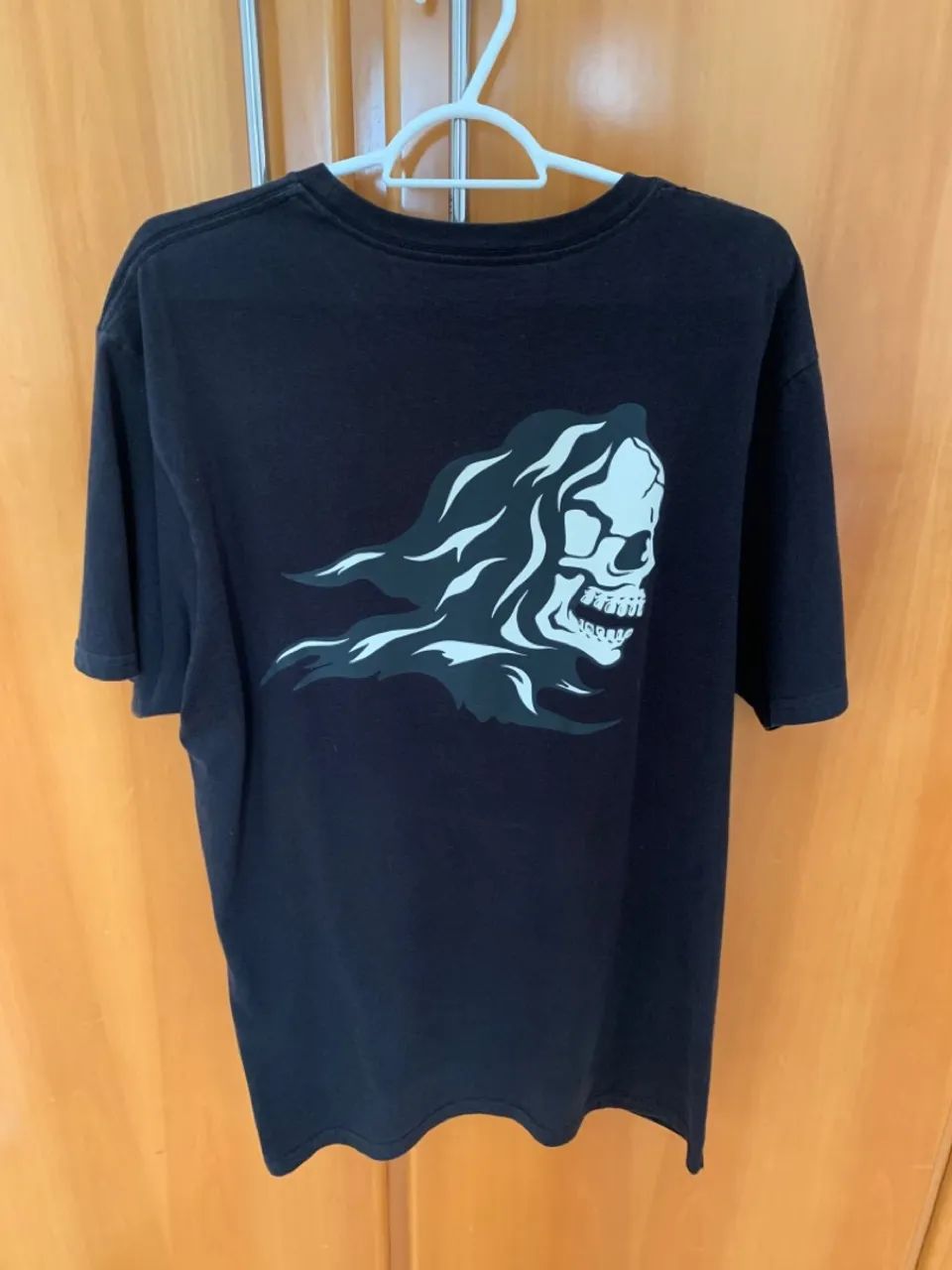 Camiseta Vans preta caveira  - Foto 3