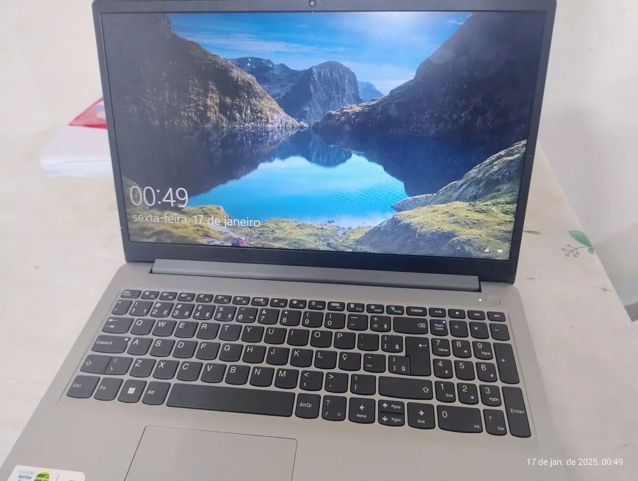 Notebook Lenovo Ideapad 3i Ultrafino Celeron-N4020 4GB 128GB SSD W10 15.6'' Prata - Foto 2