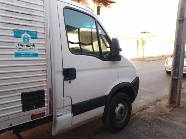 Caminhão Iveco dayly 35s14 2009  - Foto 4