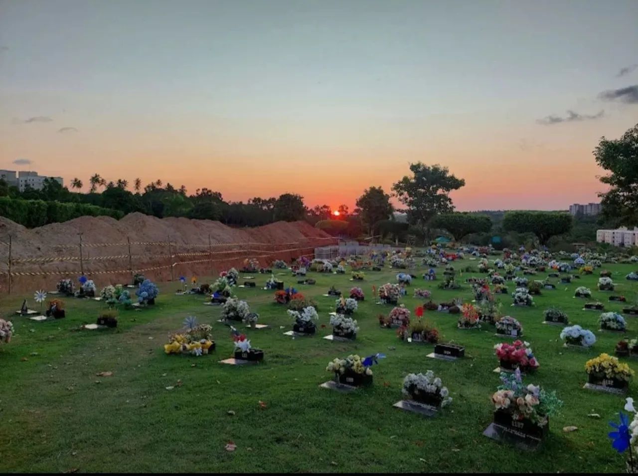 Jazido Cemitério Colina da Saudade - Foto 2