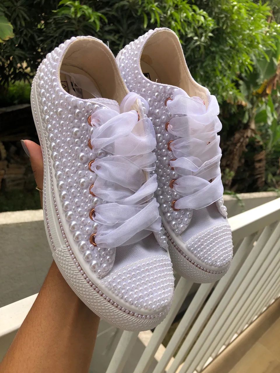 Tênis All Star Noiva Customizado com Pérola Calçados Recanto