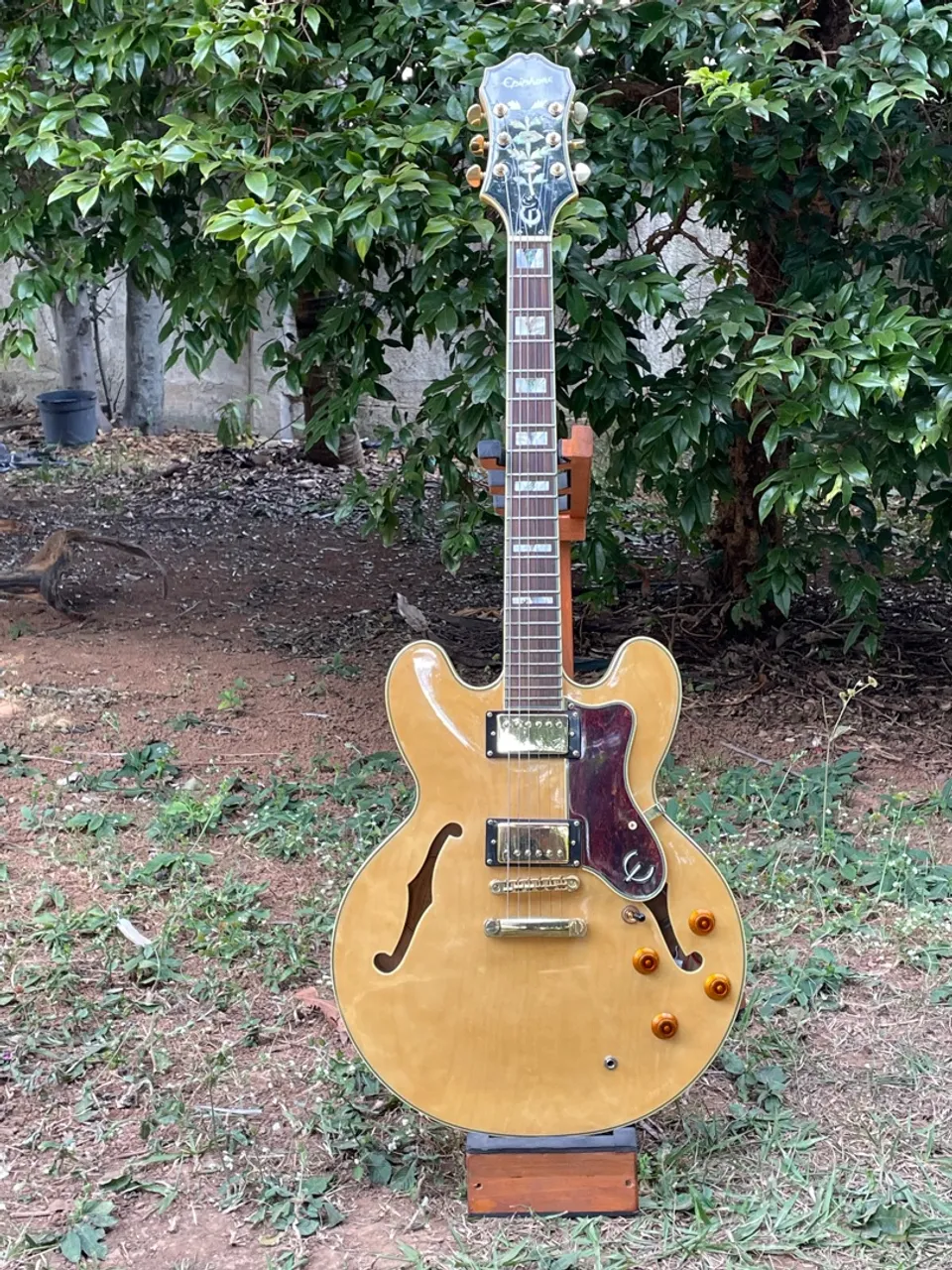 Guitarra Epiphone Semi-acústica - Modelo Sheraton - Troco por MacBook novo!