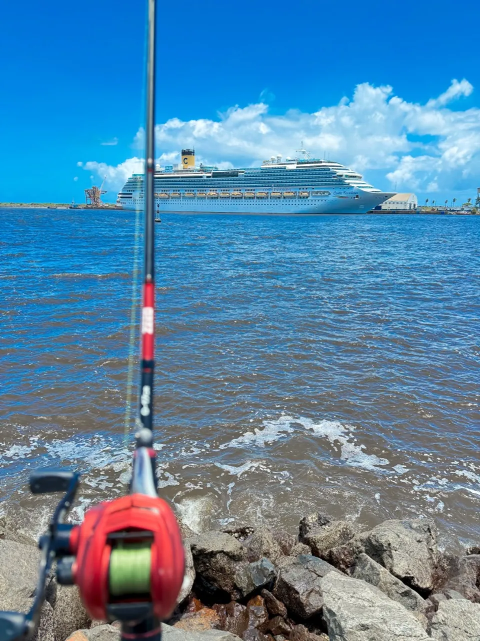 Vende-se Vara de pesca Zeeo Vara Zeeo O-17cr-581m 1,73m + carretilha Red Bg maruri